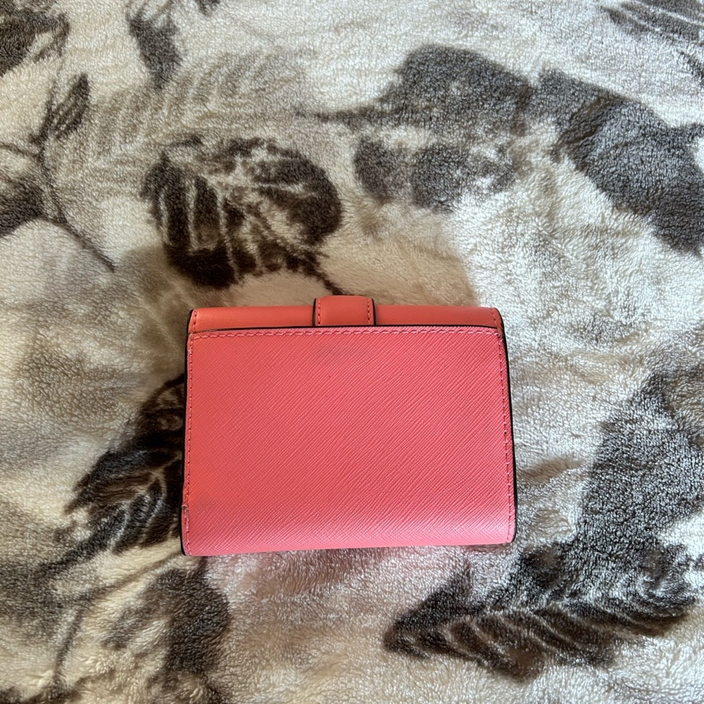 Michael Kors Pink Wallet - Picture 3 of 3